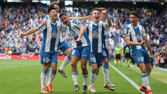  法甲保级大战混沌，五支球队深陷泥潭混战  