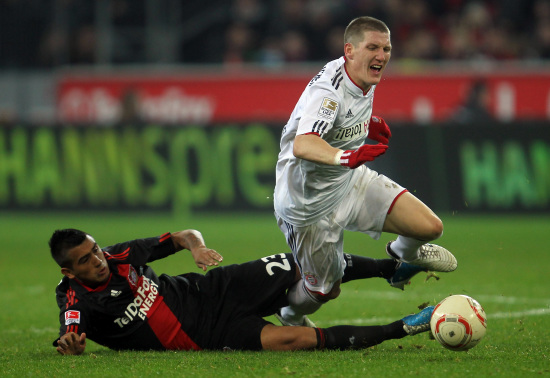 勒沃库森客场逼平拜仁终结其不败金身  