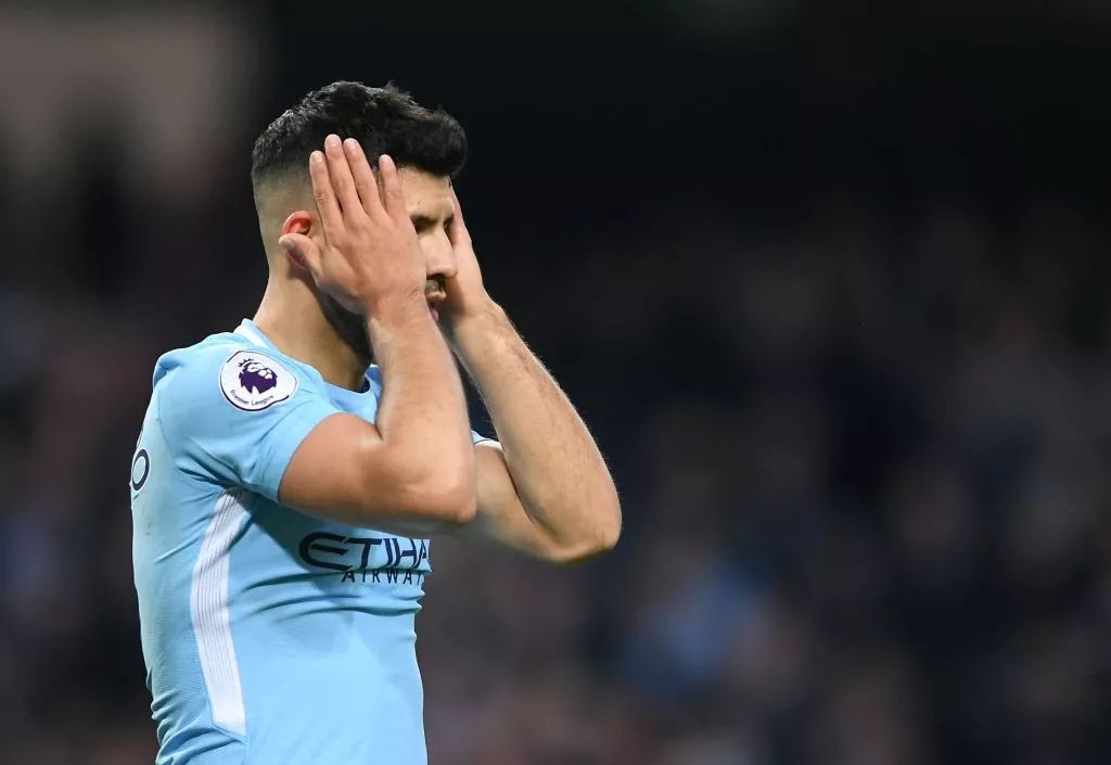  曼城提前五轮夺冠，瓜帅缔造王朝新篇